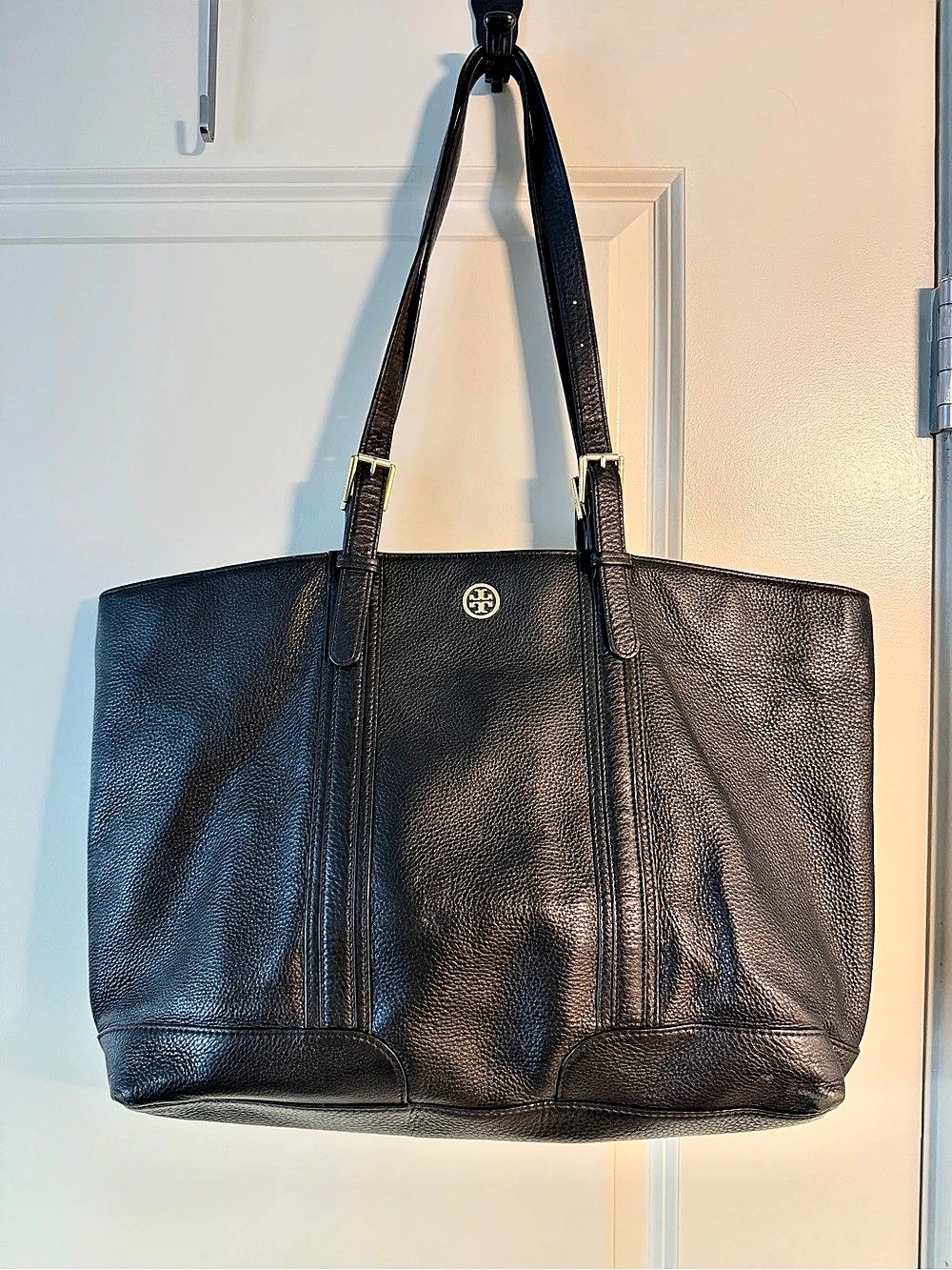 Tory Burch York Buckle Tote Leather in Black